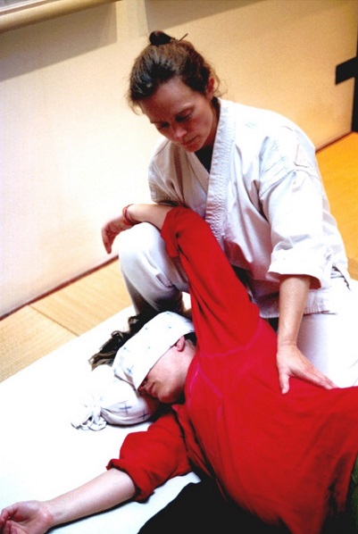 Nicola - Shiatsu